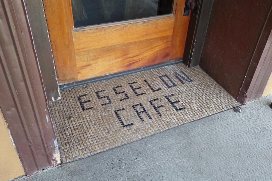 Esselon Cafe Tile 